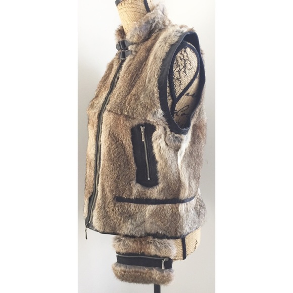 SPI 25 Sandy Pino genuine rabbit fur with bag vest - Picture 2 of 8